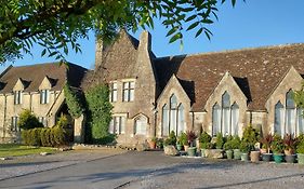 Schoolhouse Restaurant And Hotel